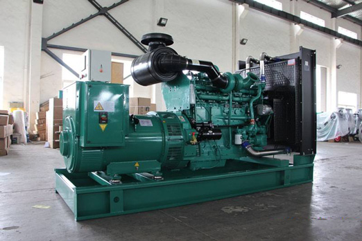 迎泽320kw康明斯柴油发电车出租组图片 迎泽320kw康明斯柴油发电车出租组图片